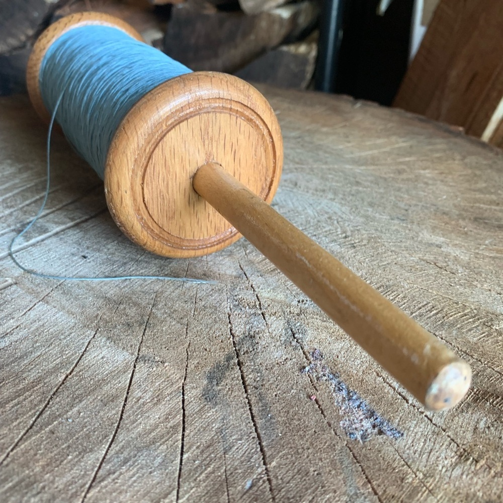 Vintage Collectible Wood Kite Winder Spool - Picture 3 of 5